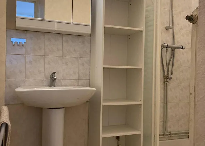 2 Pieces Avec Balcon, Vue Sur Et Village - Fr-1-593-114 Apartment Les Angles (Pyrenees-Orientales)